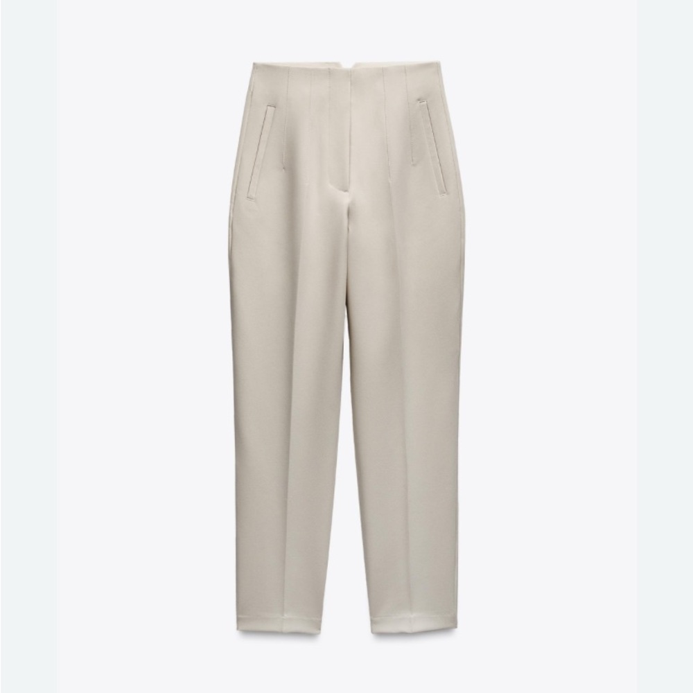 Zara high waisted Elegant Cream wide leg Trousers with pockets size small